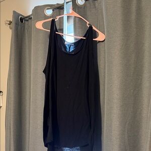Zenana Outfitters Black Sleeveless Scoop Neck Tank Top